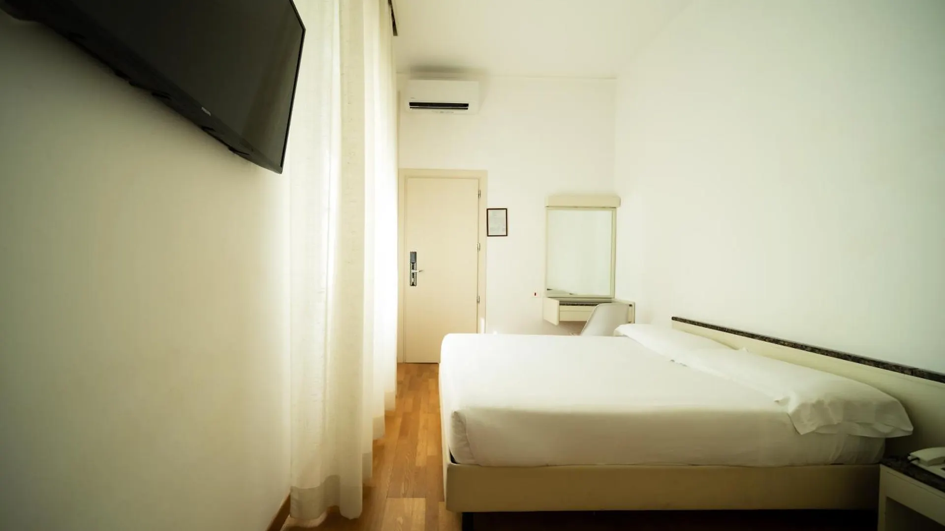 ****  Hotel Rosabianca Rimini Italy
