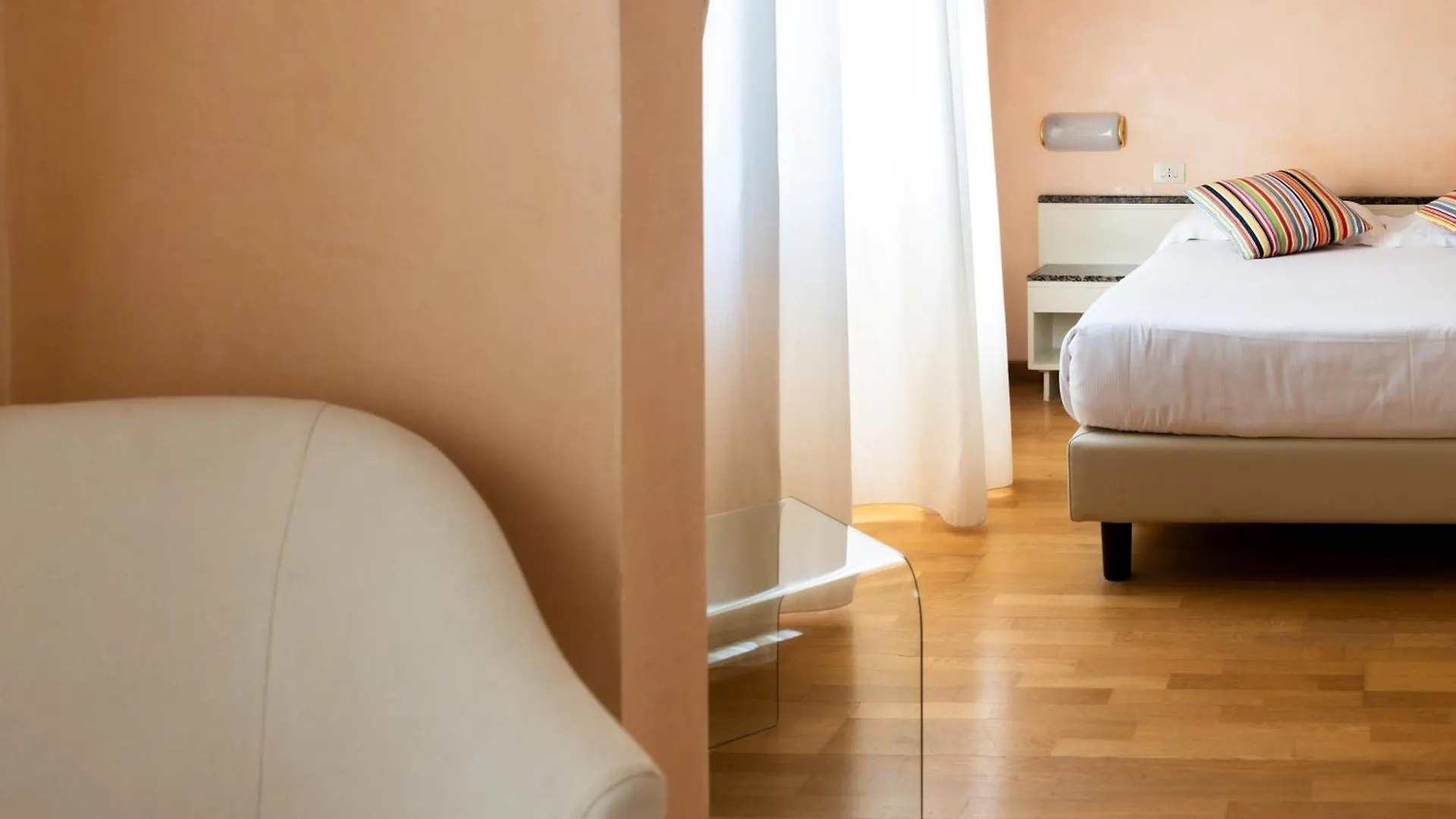 Hotel Rosabianca Rimini 4*,  Italy
